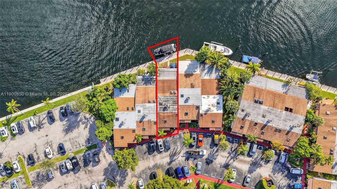 На продажу: $875,000 (3 спален, 2 ванн, 1680 Квадратных фут)