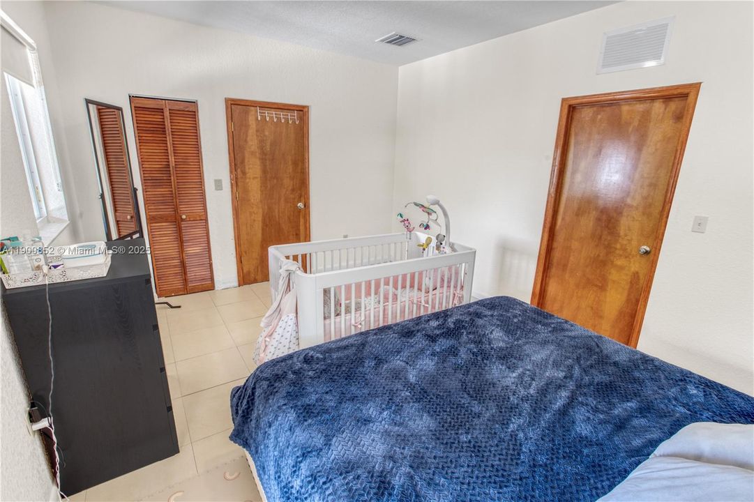 For Sale: $670,000 (3 beds, 2 baths, 1406 Square Feet)