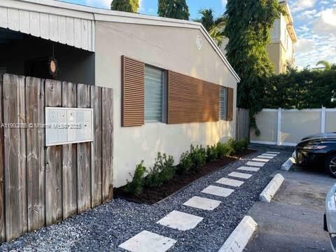 Recently Rented: $1,450 (0 beds, 1 baths, 450 Square Feet)