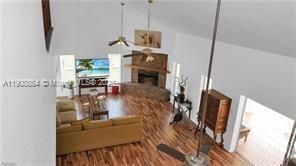 For Sale: $612,900 (6 beds, 3 baths, 3371 Square Feet)