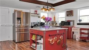 For Sale: $612,900 (6 beds, 3 baths, 3371 Square Feet)