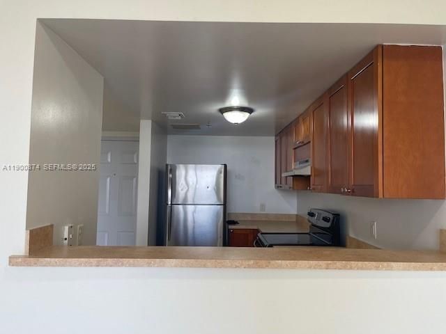 Active With Contract: $1,795 (1 beds, 1 baths, 600 Square Feet)