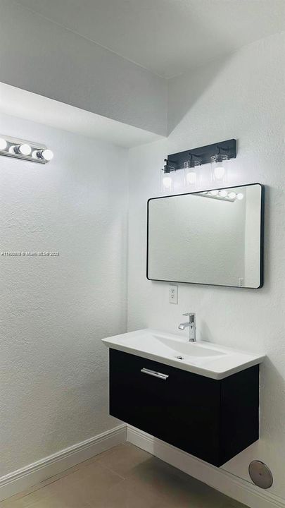 For Rent: $3,300 (3 beds, 2 baths, 1511 Square Feet)