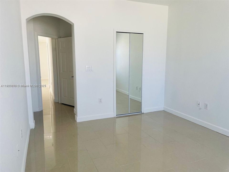 For Rent: $3,300 (3 beds, 2 baths, 1511 Square Feet)