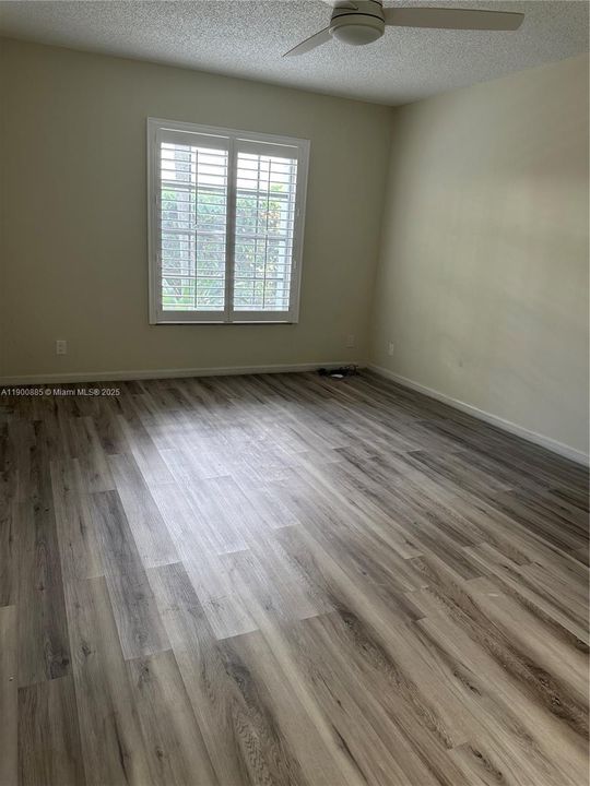 For Rent: $2,200 (2 beds, 2 baths, 1178 Square Feet)