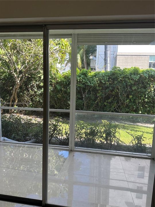 For Rent: $2,200 (2 beds, 2 baths, 1178 Square Feet)