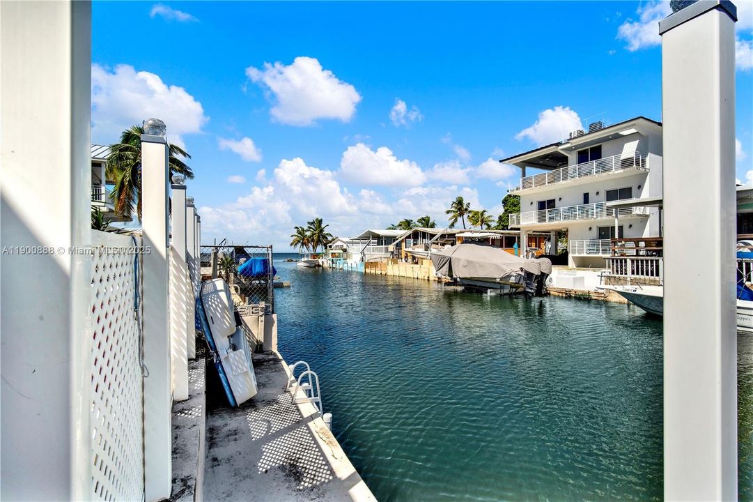 待售: $940,000 (3 贝兹, 3 浴室, 1649 平方英尺)