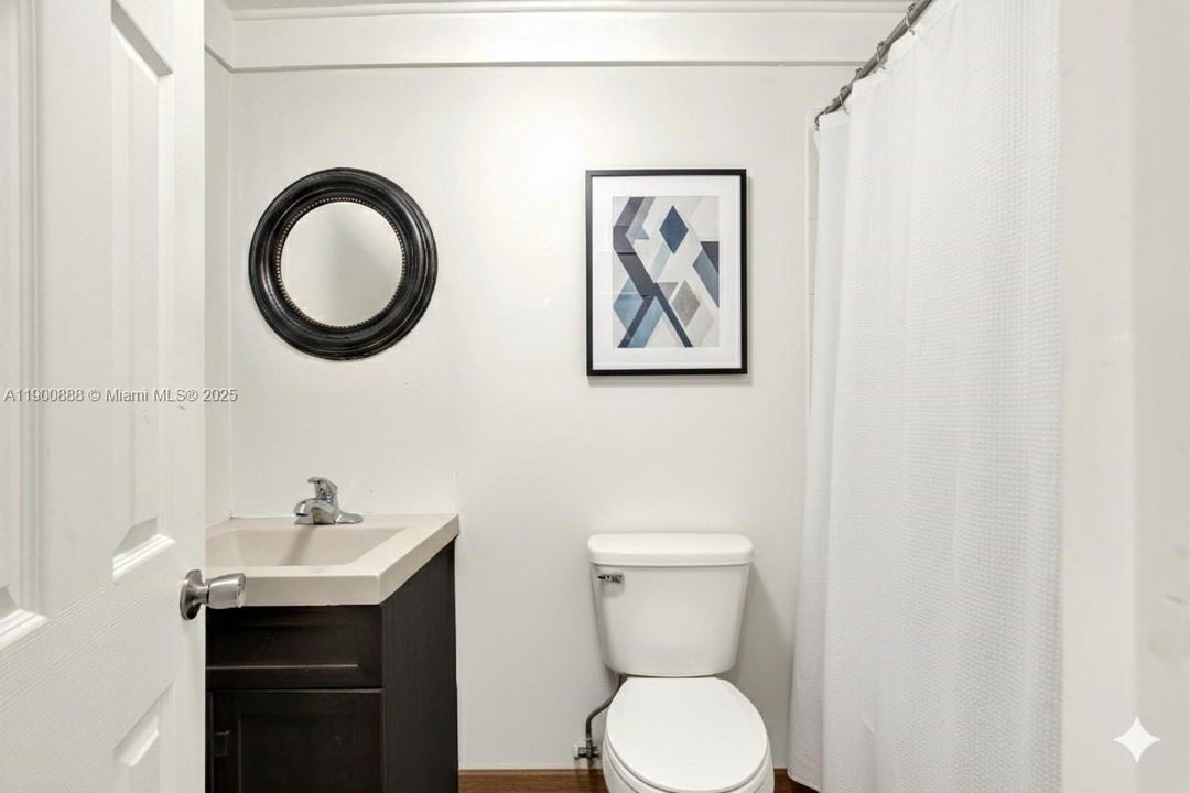 待售: $940,000 (3 贝兹, 3 浴室, 1649 平方英尺)