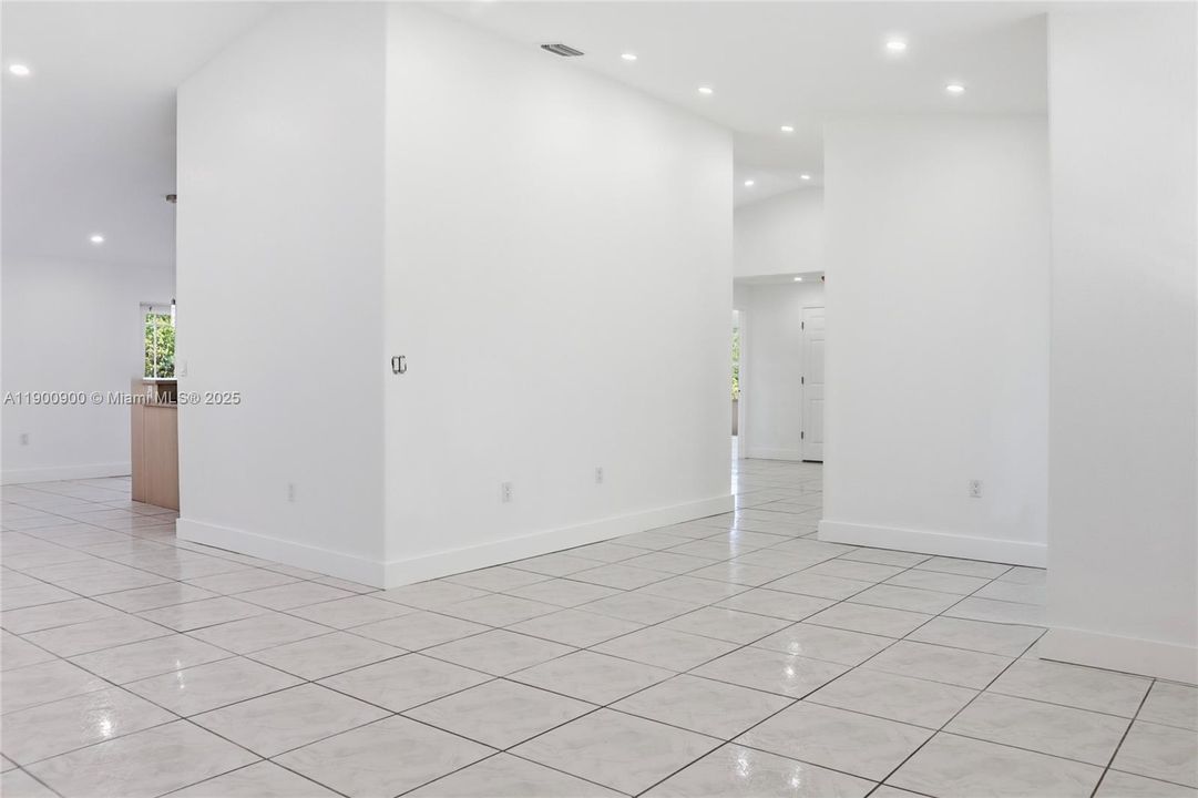 Active With Contract: $3,500 (4 beds, 3 baths, 2770 Square Feet)