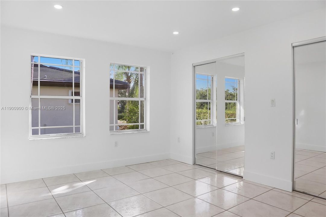 Active With Contract: $3,500 (4 beds, 3 baths, 2770 Square Feet)