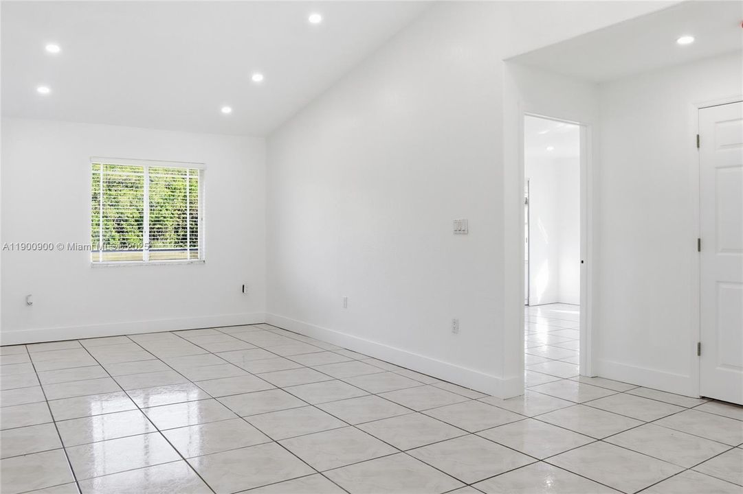 Active With Contract: $3,500 (4 beds, 3 baths, 2770 Square Feet)