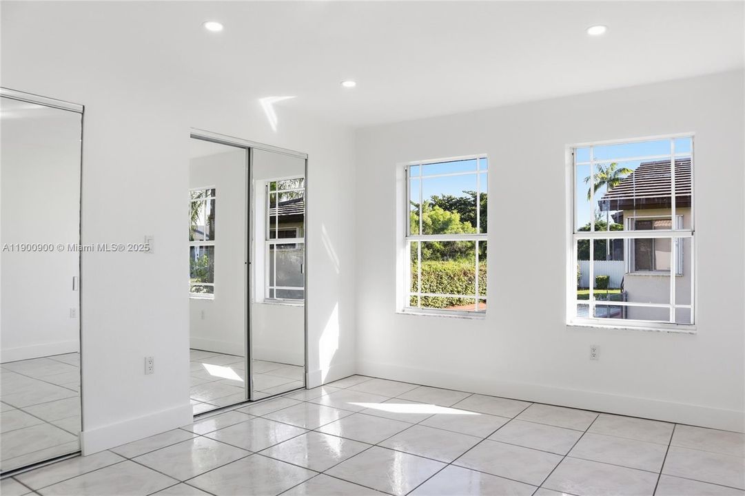 Active With Contract: $3,500 (4 beds, 3 baths, 2770 Square Feet)