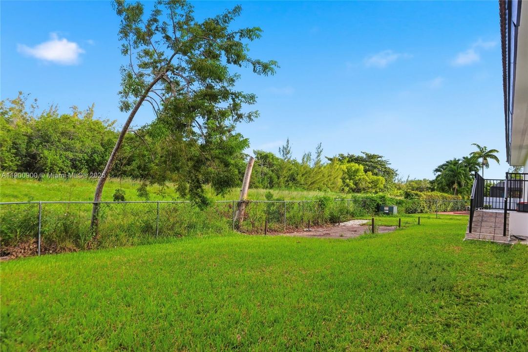 Active With Contract: $3,500 (4 beds, 3 baths, 2770 Square Feet)