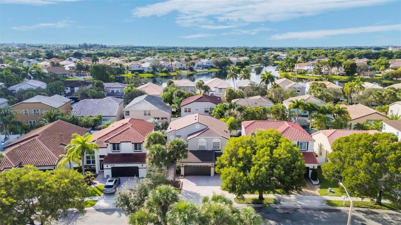 For Sale: $740,000 (4 beds, 2 baths, 2866 Square Feet)