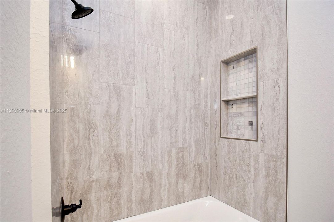 待售: $344,900 (3 贝兹, 3 浴室, 1505 平方英尺)