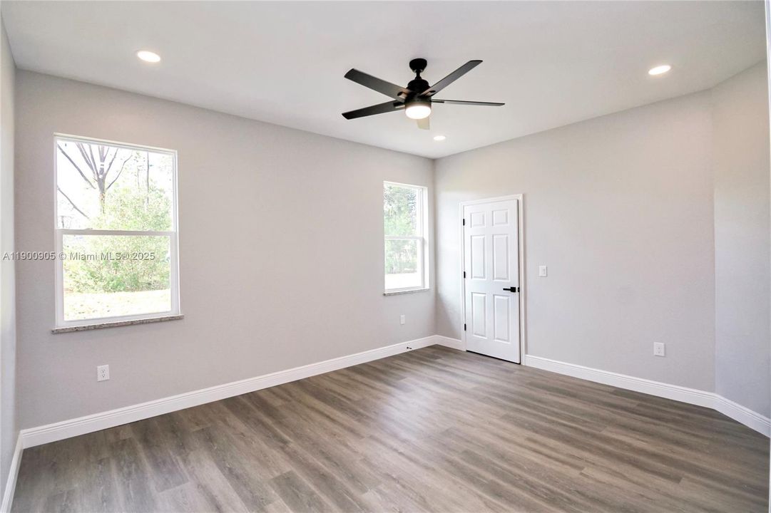 待售: $344,900 (3 贝兹, 3 浴室, 1505 平方英尺)