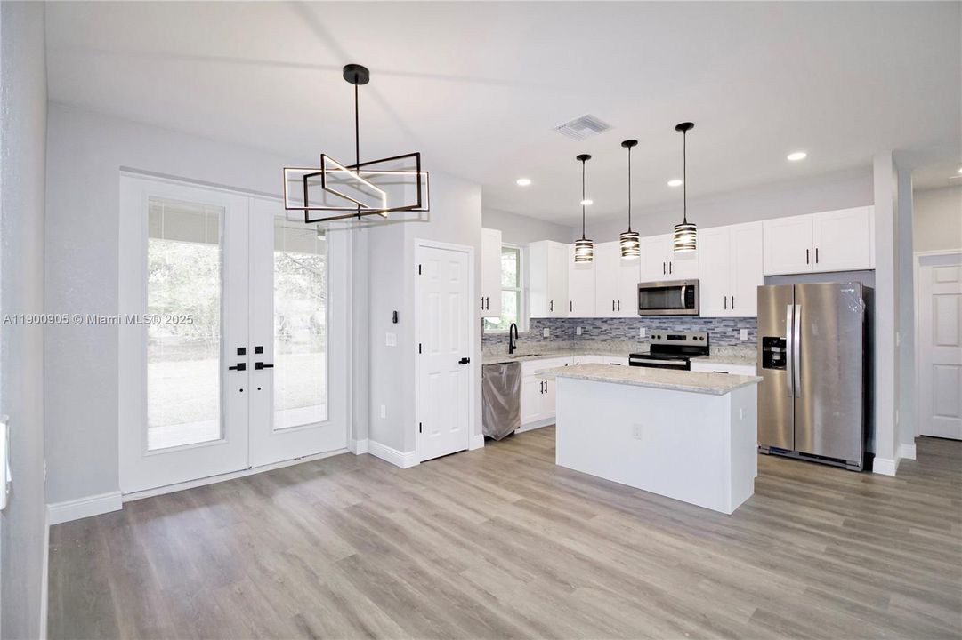 待售: $344,900 (3 贝兹, 3 浴室, 1505 平方英尺)