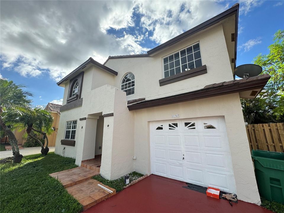 Recently Rented: $3,300 (4 beds, 2 baths, 2052 Square Feet)