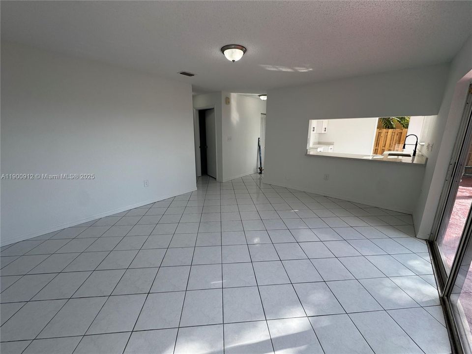 Recently Rented: $3,300 (4 beds, 2 baths, 2052 Square Feet)