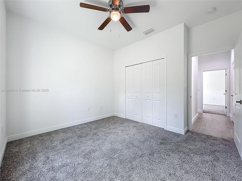 待售: $340,000 (3 贝兹, 2 浴室, 0 平方英尺)