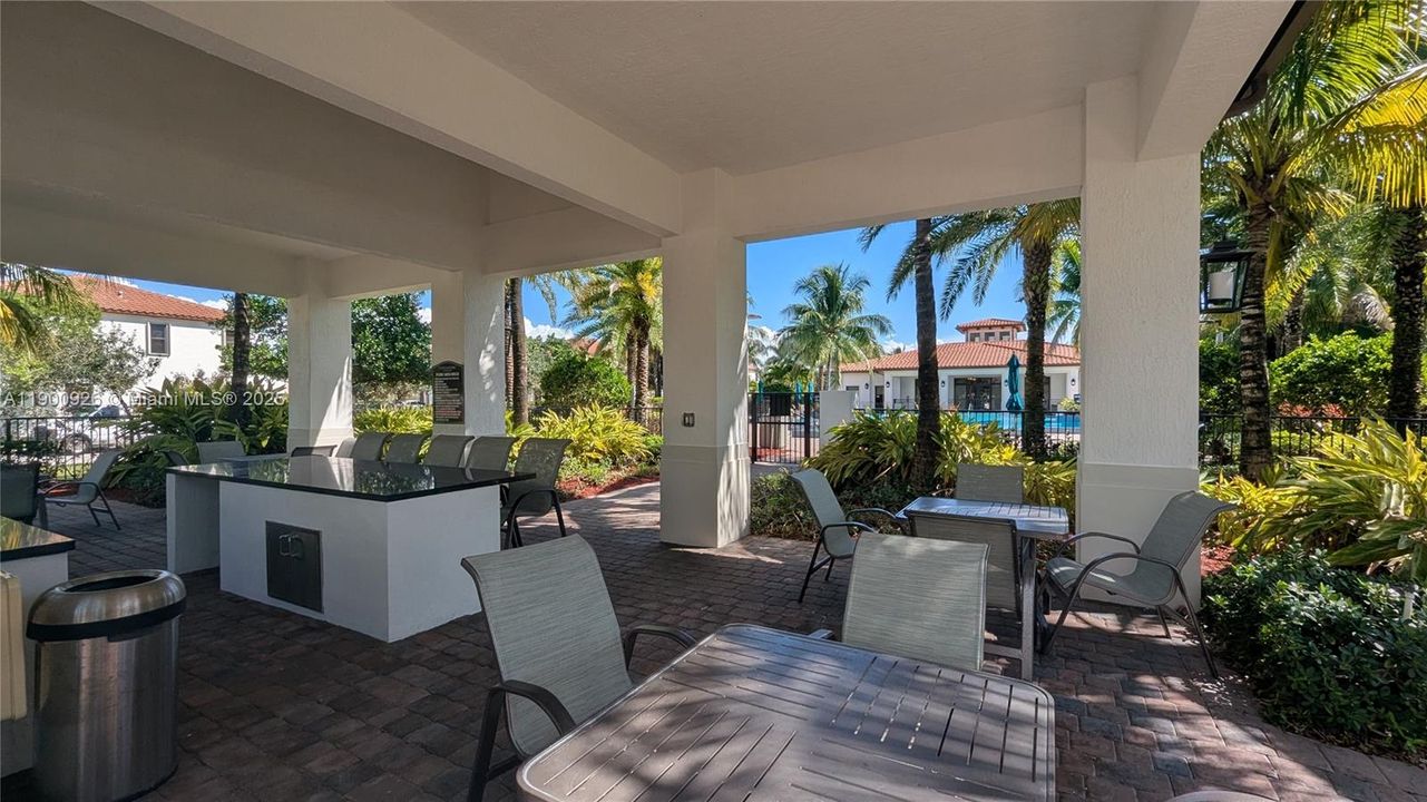 For Sale: $879,900 (5 beds, 4 baths, 3396 Square Feet)