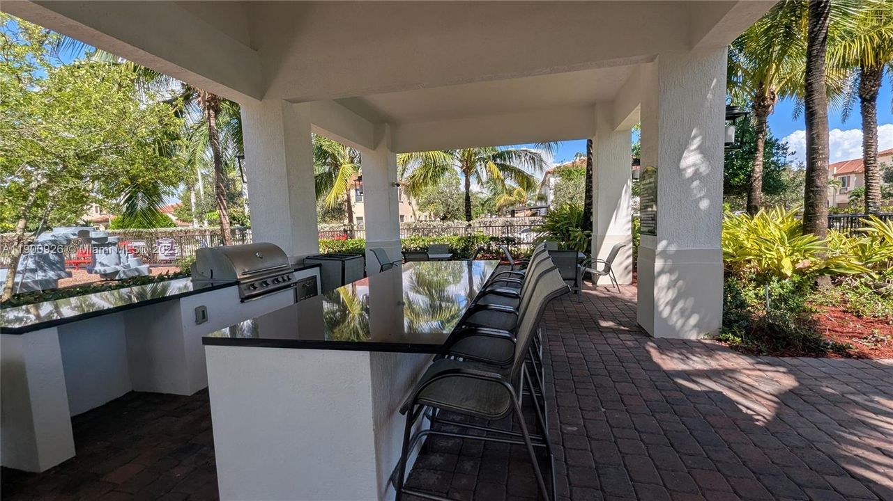 For Sale: $879,900 (5 beds, 4 baths, 3396 Square Feet)