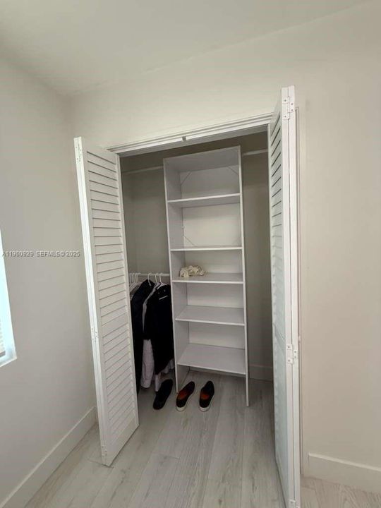 For Rent: $4,400 (4 beds, 2 baths, 1598 Square Feet)