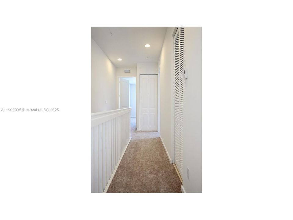 For Rent: $2,900 (3 beds, 2 baths, 1500 Square Feet)
