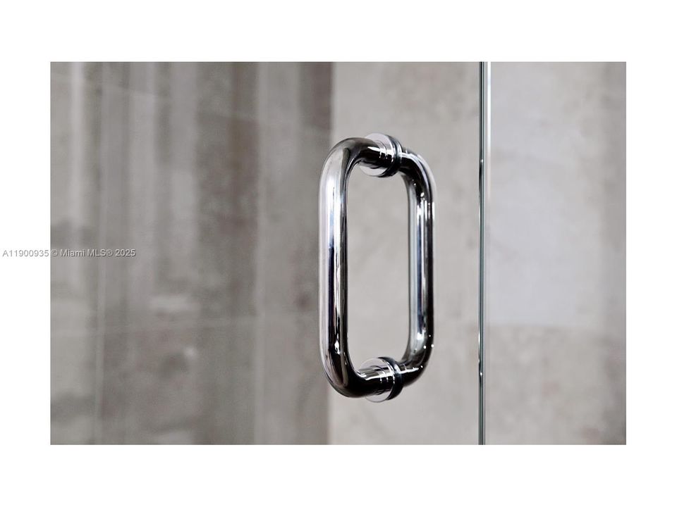 For Rent: $2,900 (3 beds, 2 baths, 1500 Square Feet)