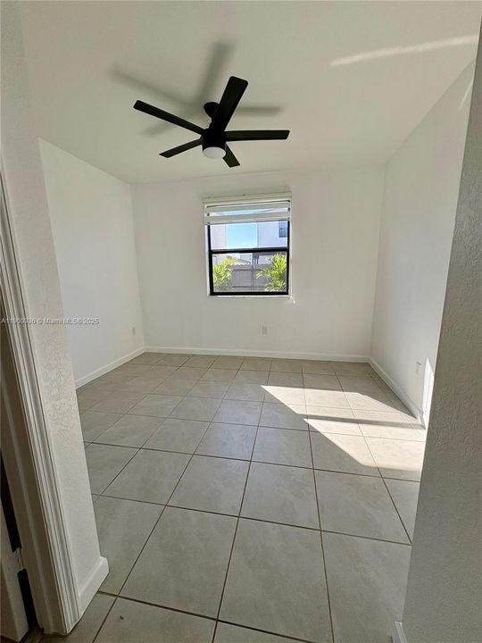 For Rent: $1,800 (1 beds, 1 baths, 0 Square Feet)