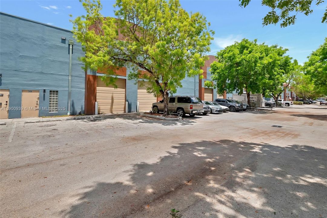 出租: $2,900 (0 贝兹, 0 浴室, 0 平方英尺)