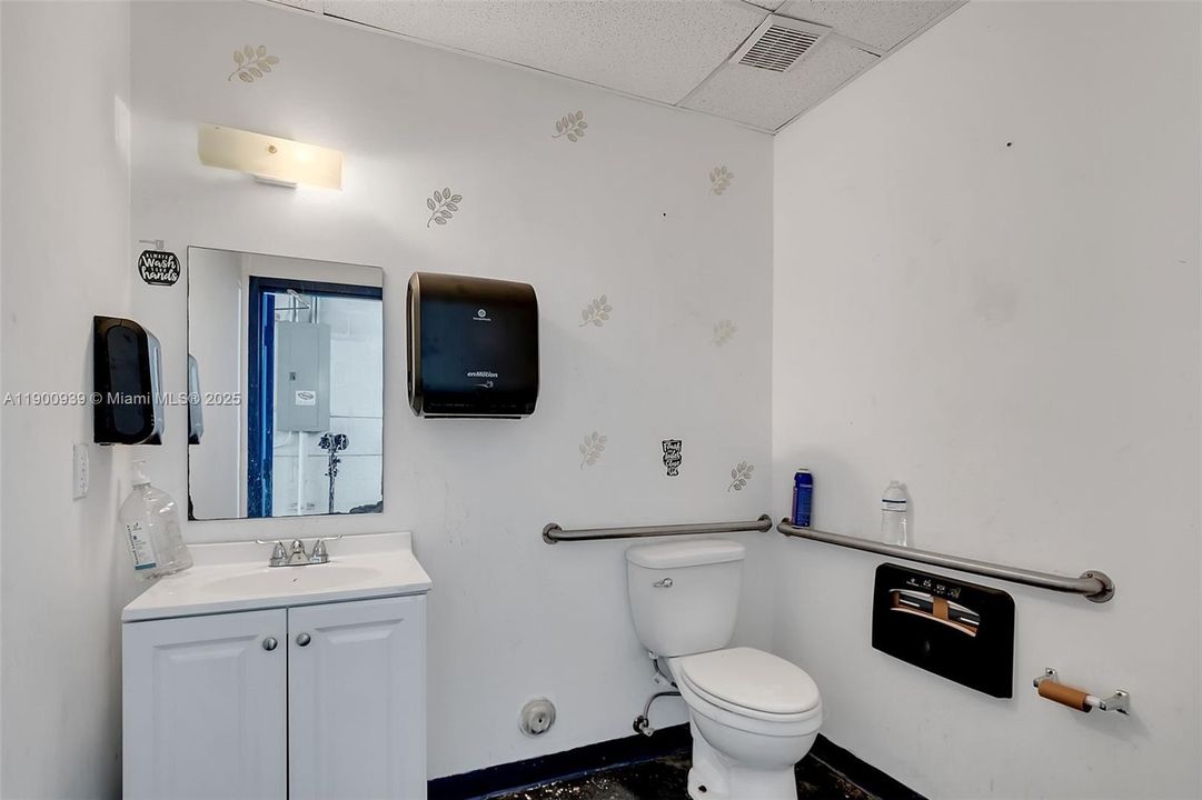 出租: $2,900 (0 贝兹, 0 浴室, 0 平方英尺)