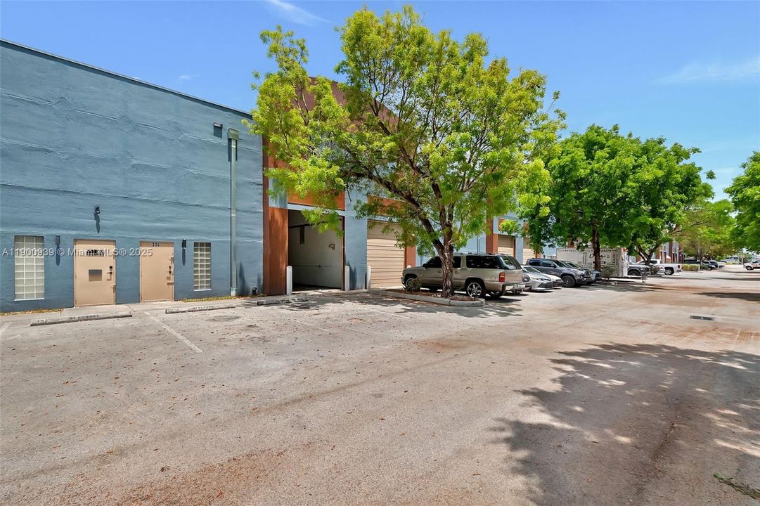 出租: $2,900 (0 贝兹, 0 浴室, 0 平方英尺)