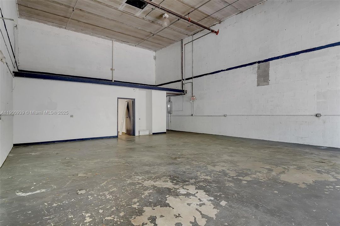 出租: $2,900 (0 贝兹, 0 浴室, 0 平方英尺)