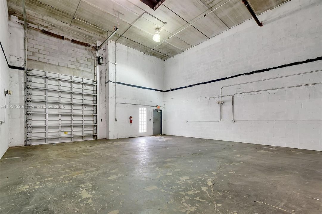 出租: $2,900 (0 贝兹, 0 浴室, 0 平方英尺)