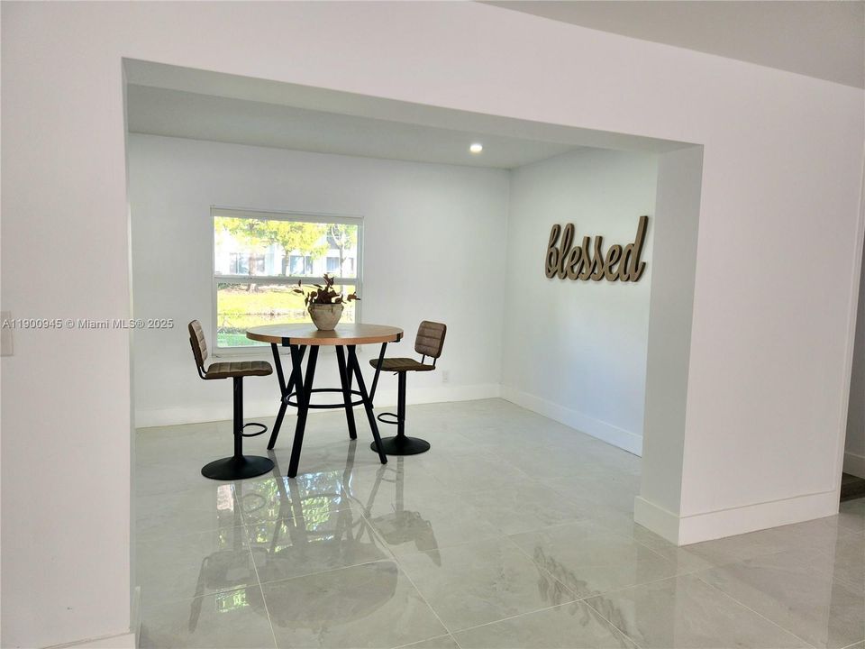 En Venta: $515,000 (2 camas, 2 baños, 1438 Pies cuadrados)