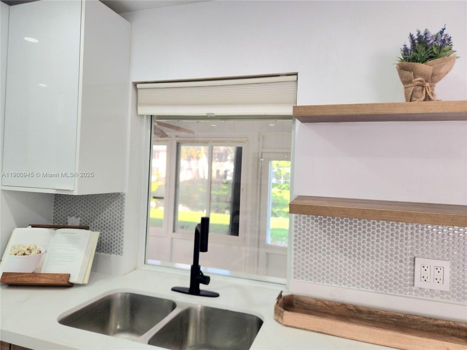 En Venta: $515,000 (2 camas, 2 baños, 1438 Pies cuadrados)