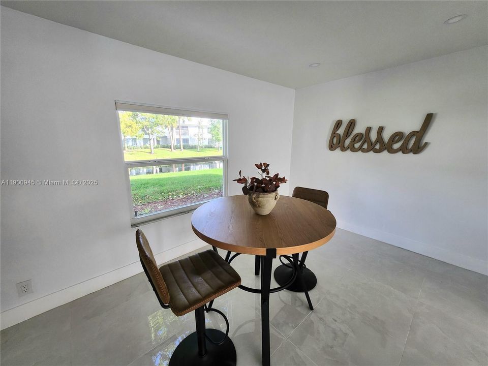 En Venta: $515,000 (2 camas, 2 baños, 1438 Pies cuadrados)