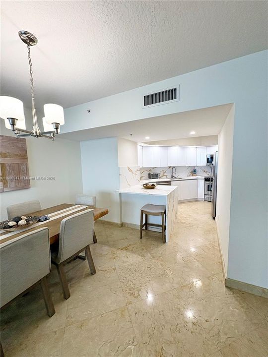 For Rent: $6,500 (2 beds, 2 baths, 1602 Square Feet)