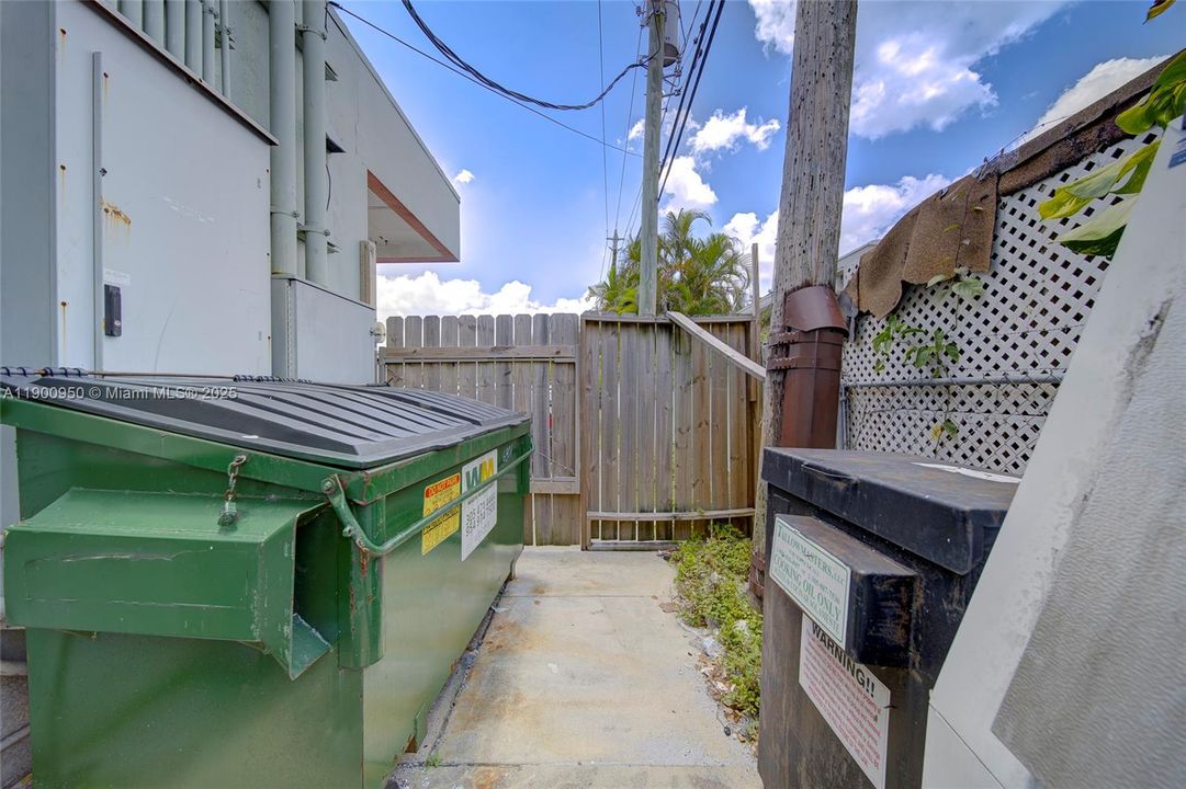 最近租的: $6,500 (0 贝兹, 0 浴室, 0 平方英尺)