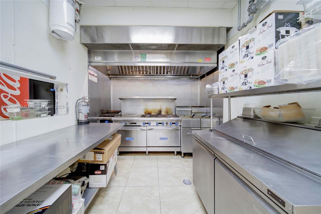 最近租的: $6,500 (0 贝兹, 0 浴室, 0 平方英尺)