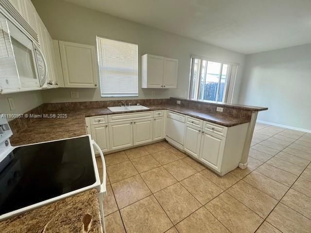 En Venta: $469,000 (3 camas, 2 baños, 1564 Pies cuadrados)