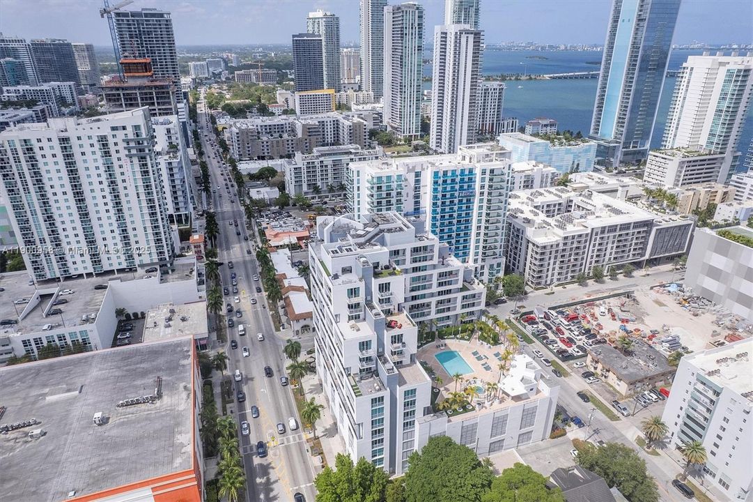 Recently Rented: $2,500 (1 beds, 1 baths, 692 Square Feet)