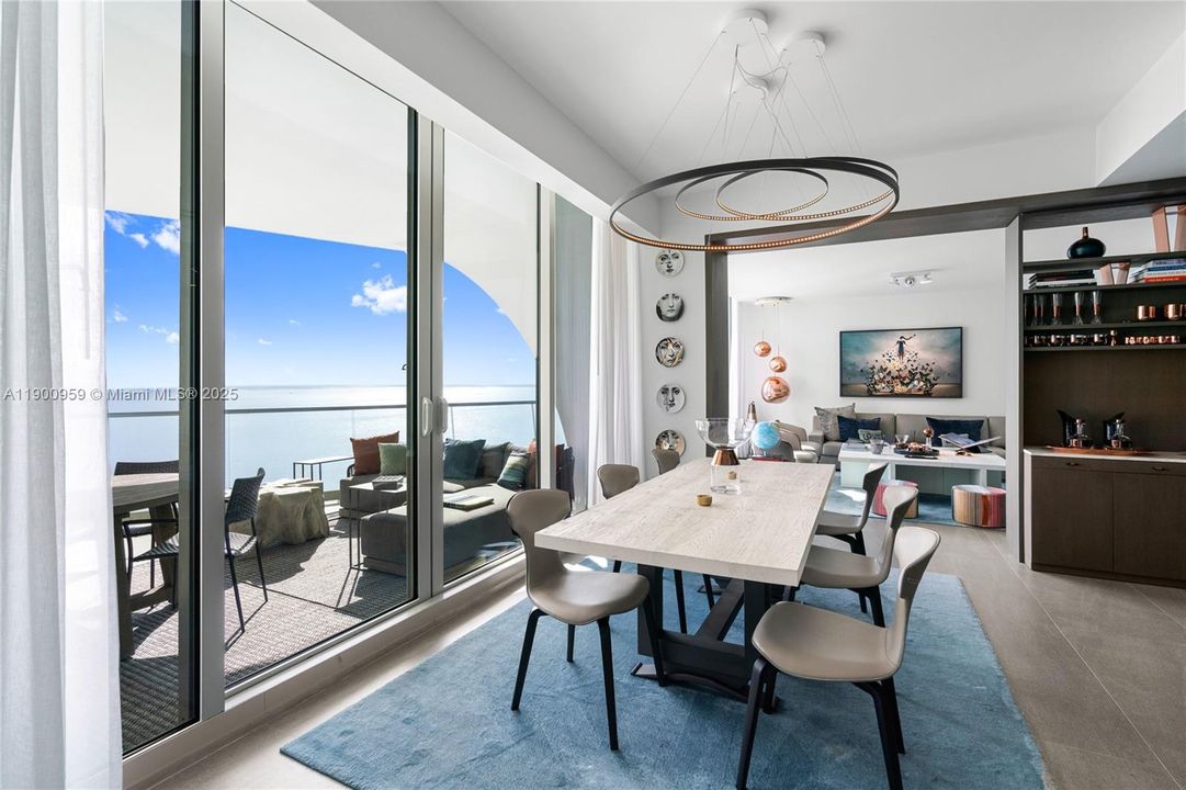 Недавно арендовано: $16,900 (2 спален, 2 ванн, 1704 Квадратных фут)