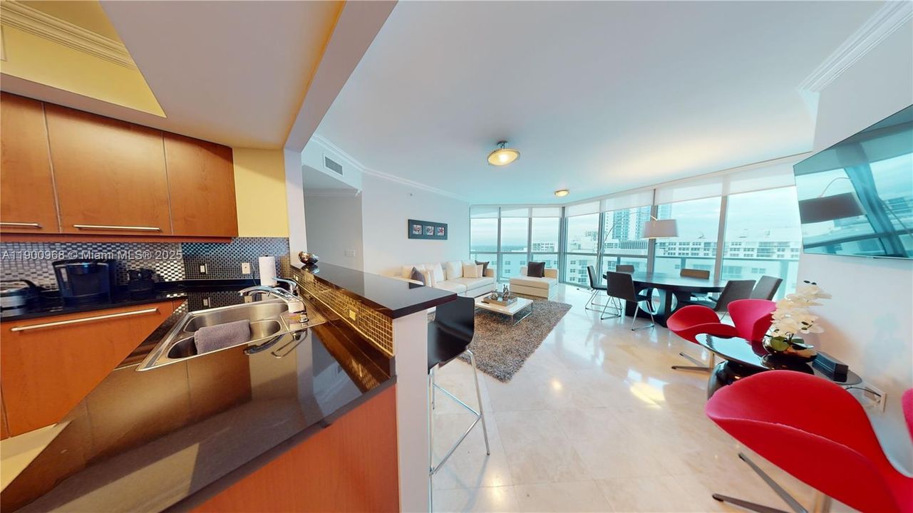 For Rent: $10,000 (3 beds, 3 baths, 2115 Square Feet)