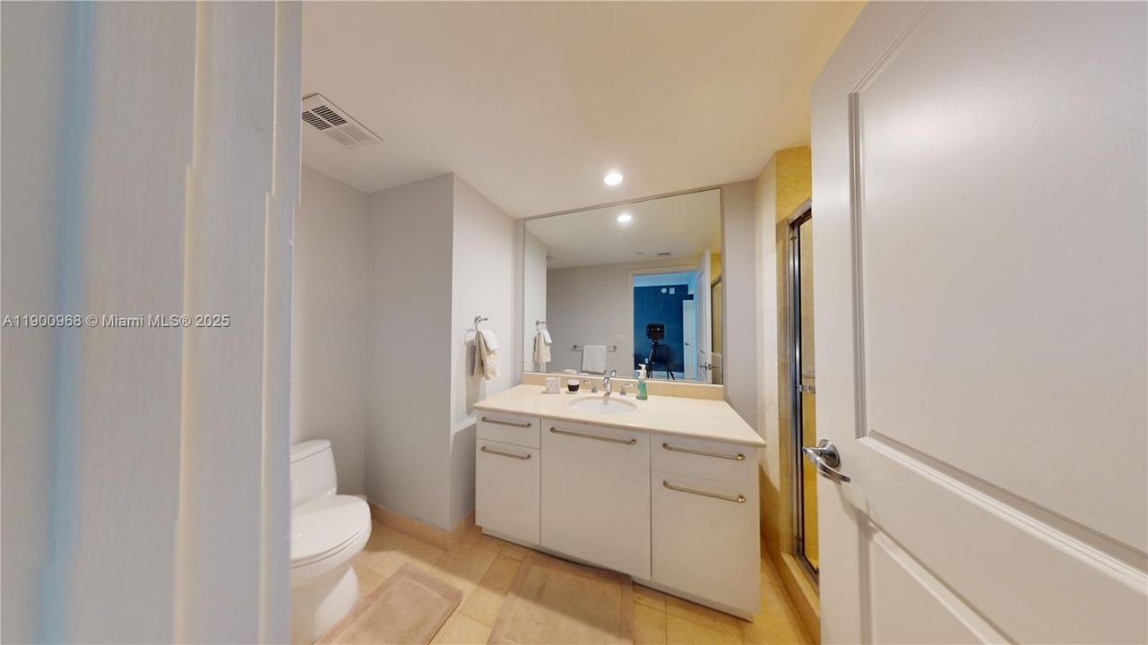 For Rent: $10,000 (3 beds, 3 baths, 2115 Square Feet)