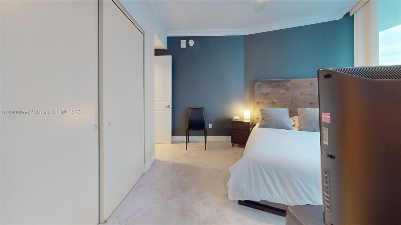 For Rent: $10,000 (3 beds, 3 baths, 2115 Square Feet)