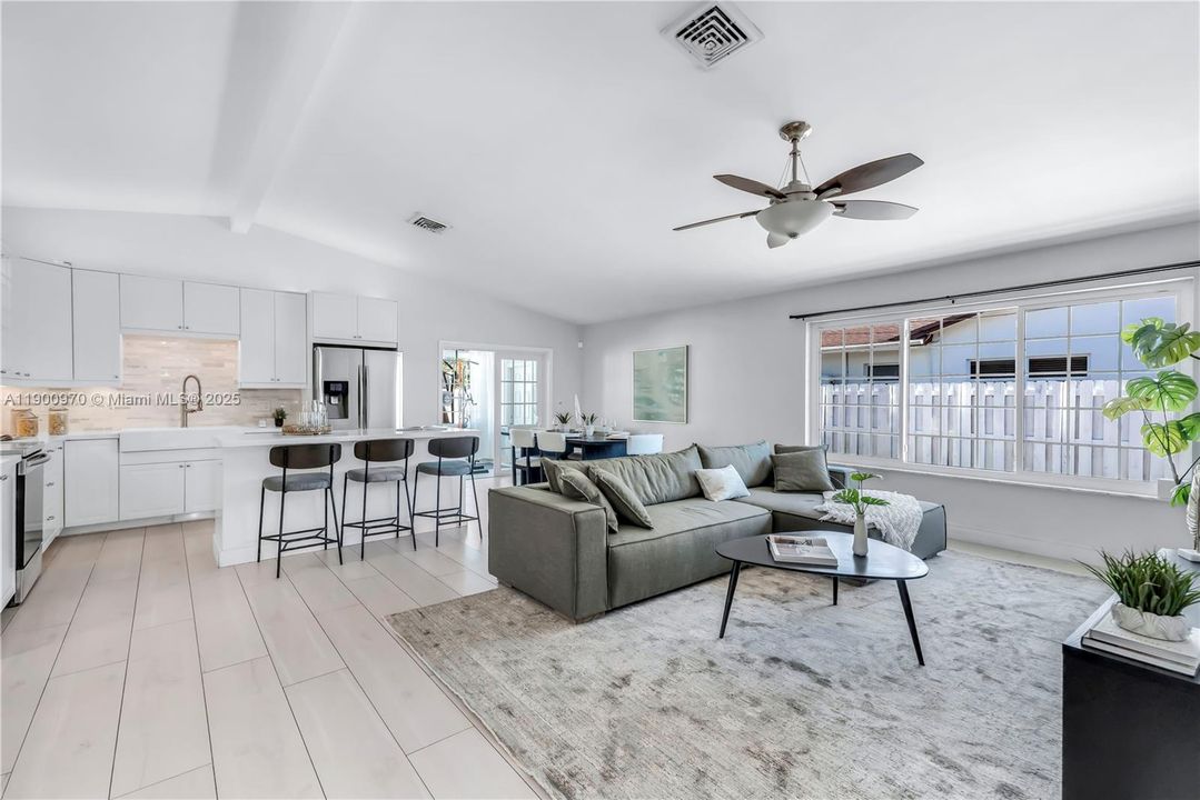 For Sale: $585,000 (3 beds, 2 baths, 1604 Square Feet)