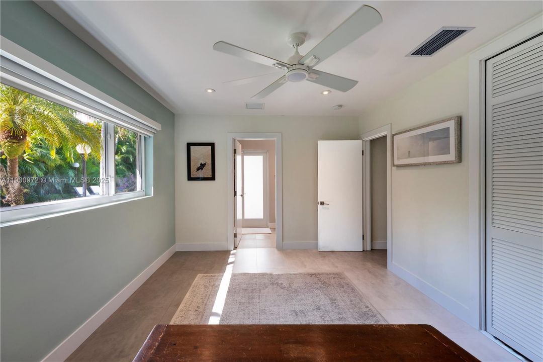 待售: $2,250,000 (5 贝兹, 4 浴室, 3246 平方英尺)