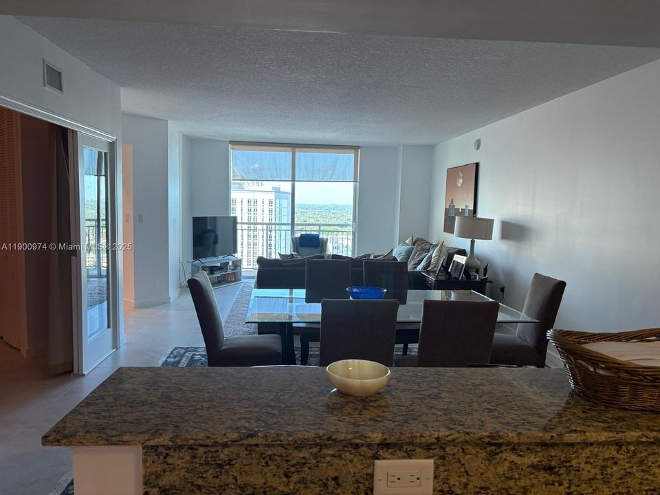 For Rent: $3,850 (2 beds, 2 baths, 1350 Square Feet)